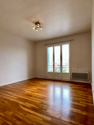 Vente Appartement T2 GRENOBLE Proche Centre & Tram. VUES DÉGAGÉES MASSIFS Grenoble