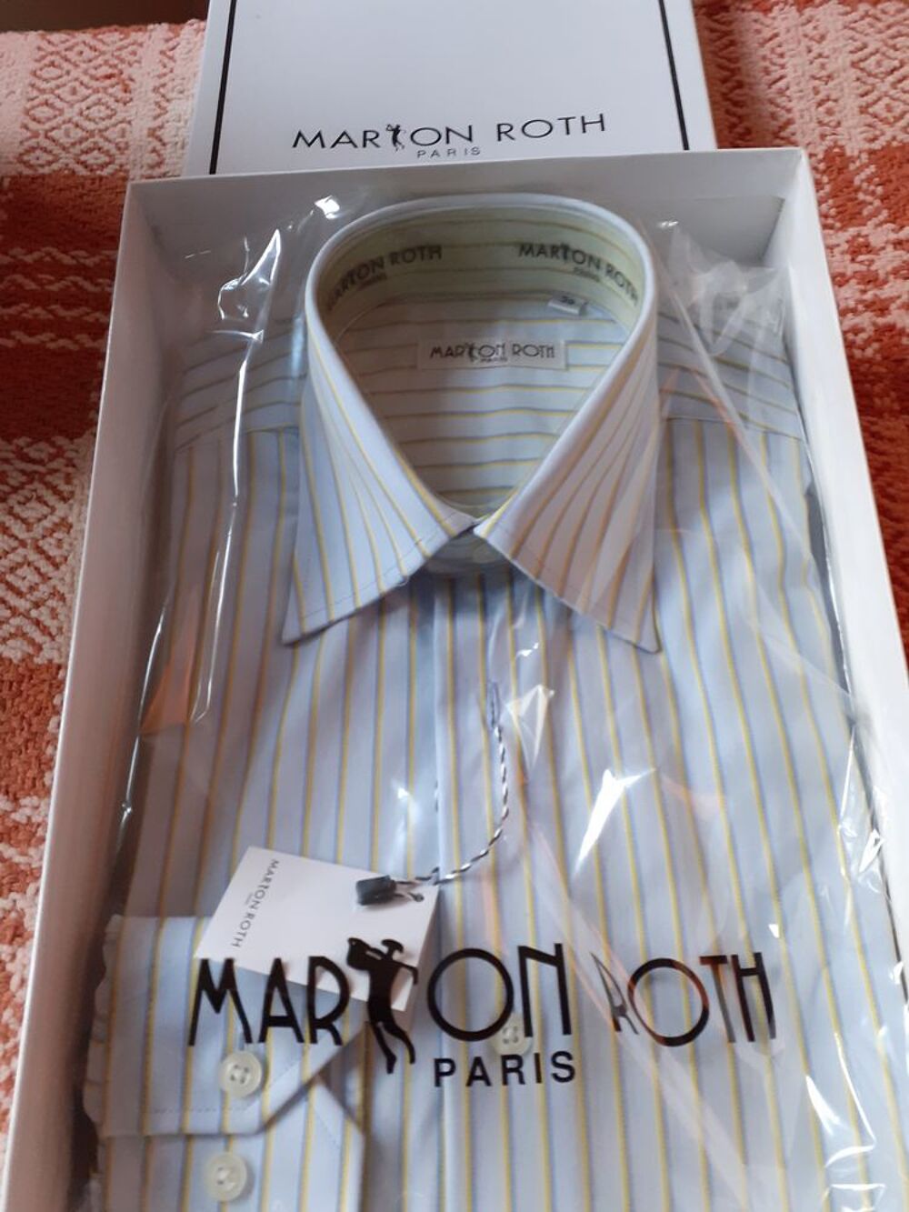 CHEMISE HOMME NEUVE Taille 39 Dans sa Bo&icirc;te Vêtements