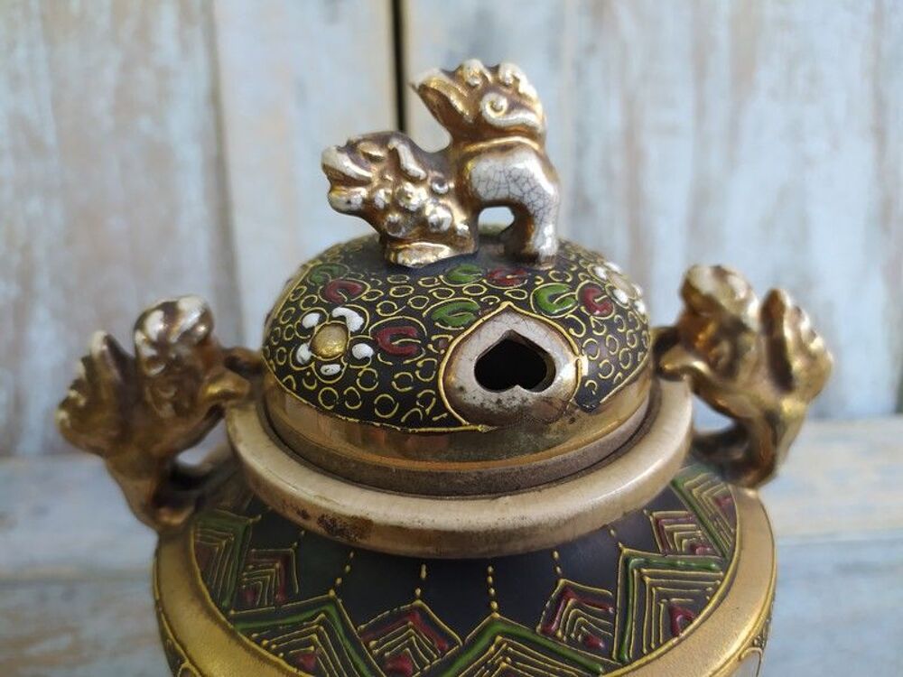 Br&ucirc;le Parfum Japonais Fa&iuml;ence de Satsuma Japon 1900-1920 Décoration