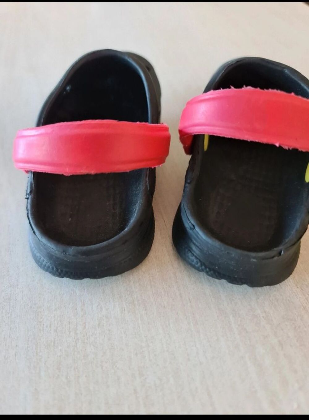 Crocs enfant Chaussures enfants