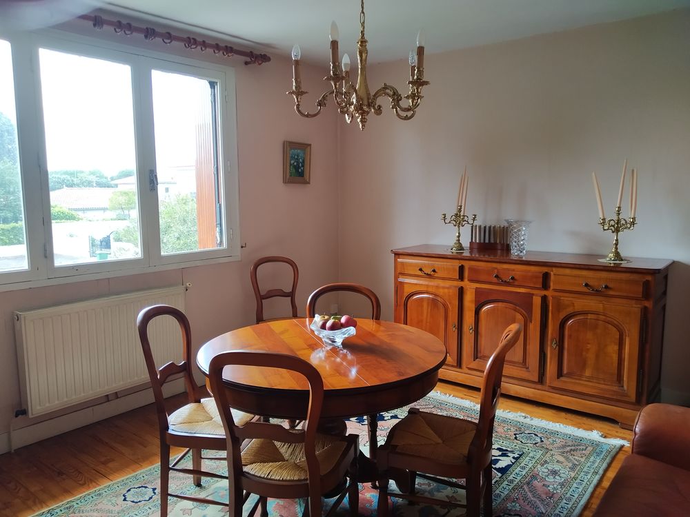 Salle &agrave; manger merisier Meubles