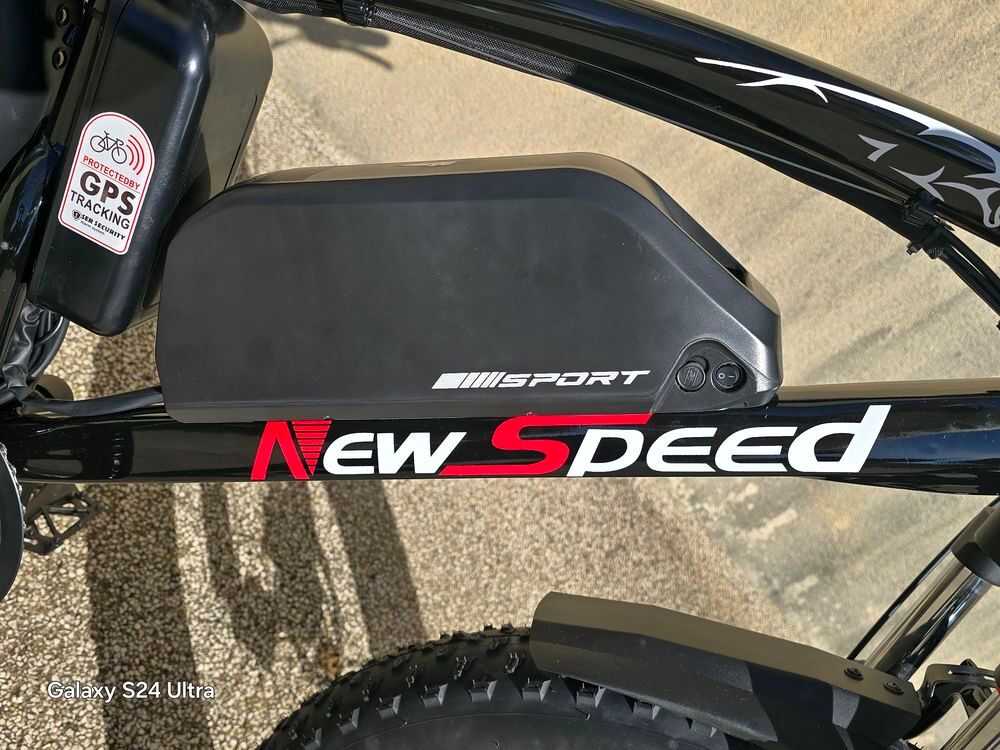 VELO ELECTRIQUE NEUF 1000W Batterie 48V17 - Valeur Neuf 1350 Vélos