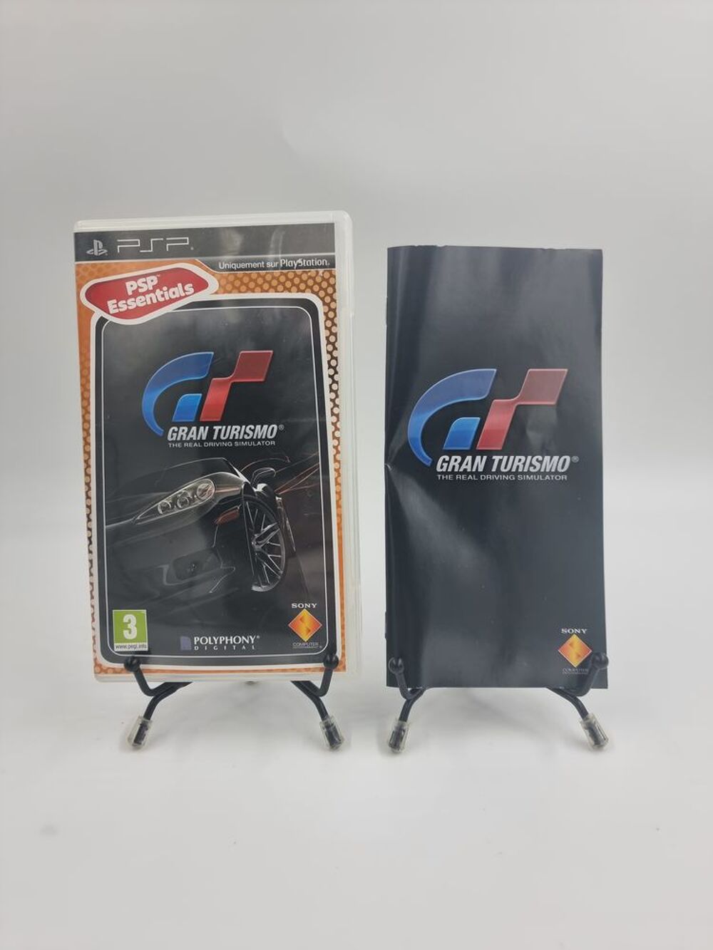 Jeu PSP Gran Turismo (Essentials) en boite, complet Consoles et jeux vidéos