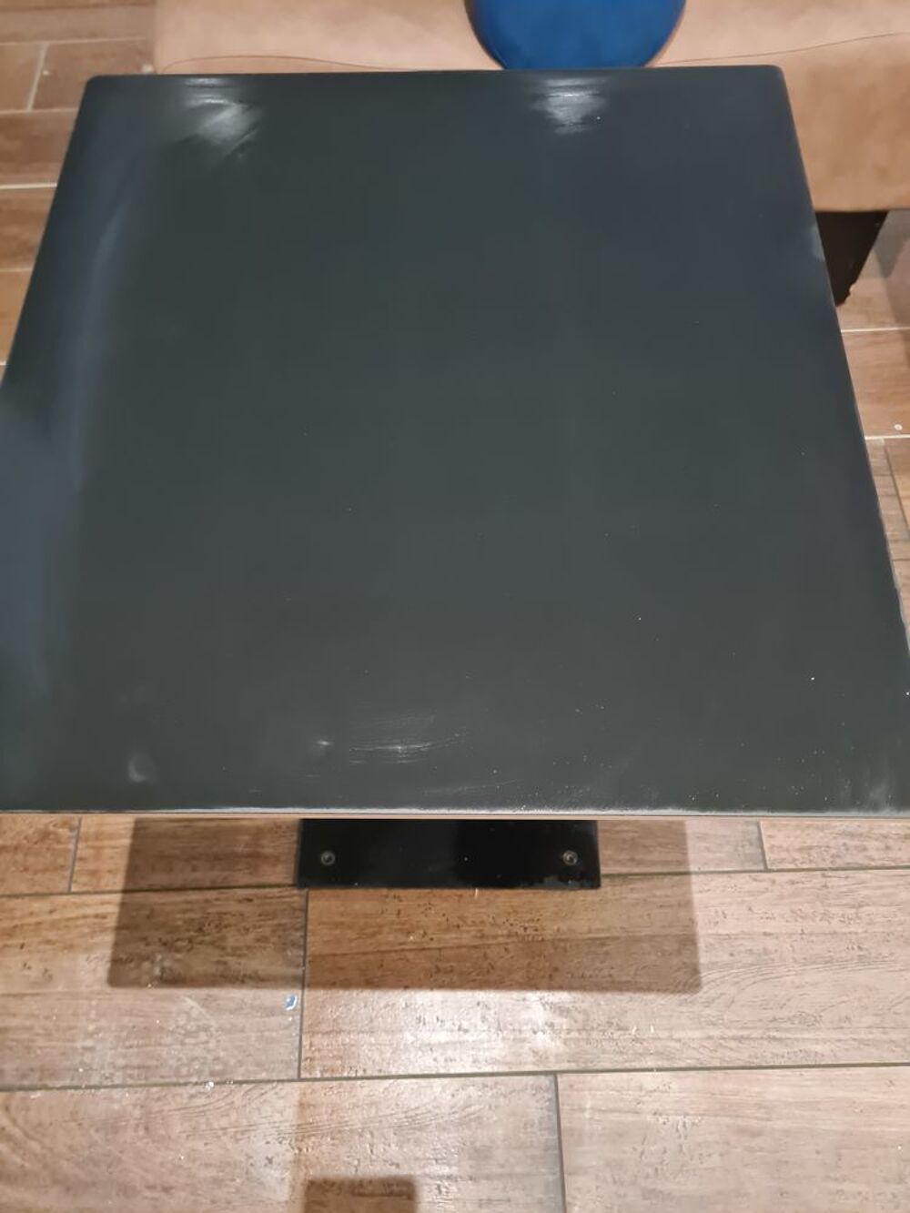 Petite table Meubles