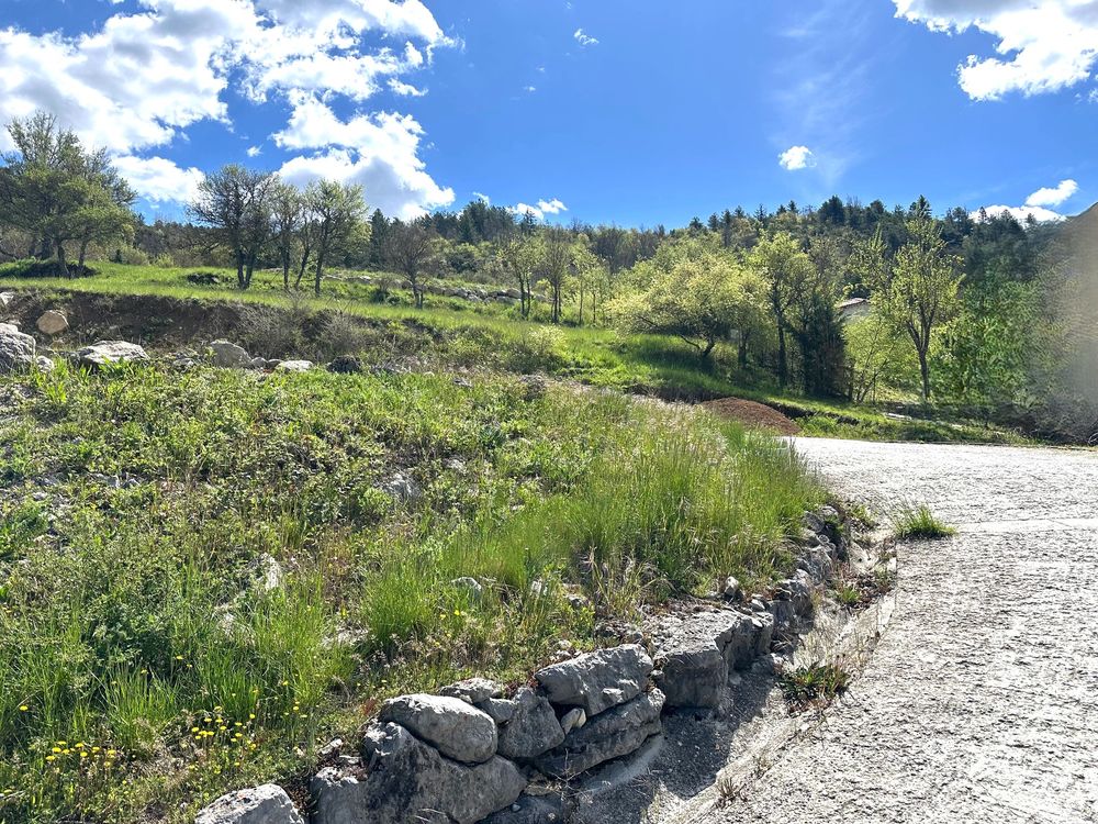 Vente Terrain Terrain constructible 1566 m2 quartier résidentiel Castellane