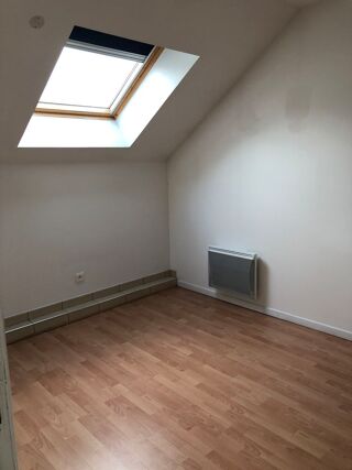  Appartement à louer 2 pièces 31 m²