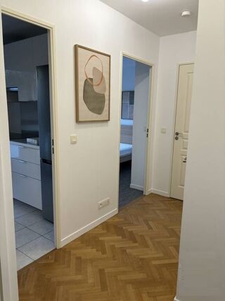  Appartement à louer 2 pièces 46 m² Courbevoie