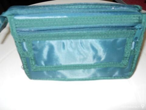 Sacoche tour de taille verte 9 Rennes (35)