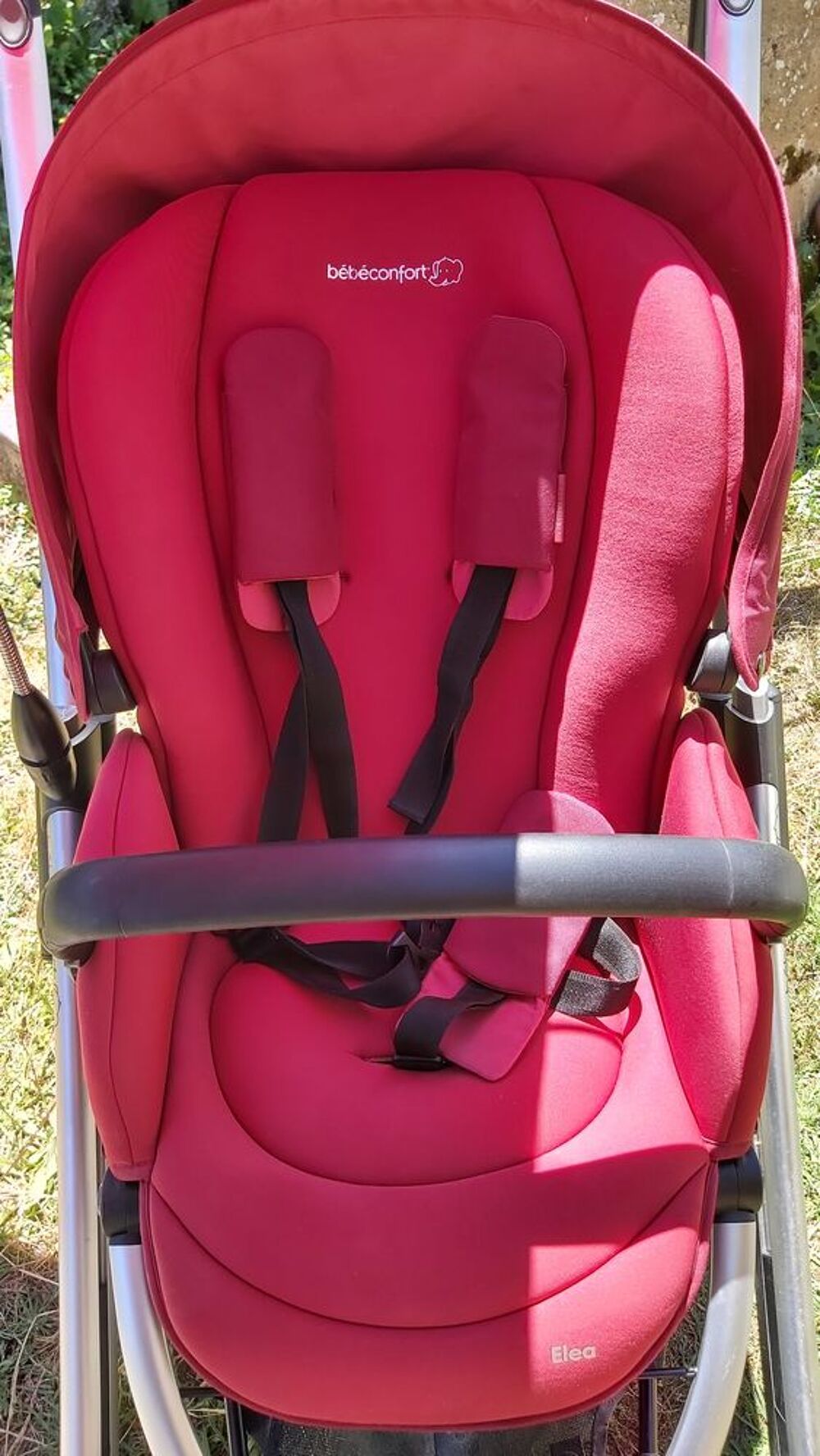Poussette elea robin red new arrivals