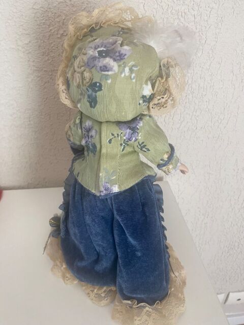 Poup�e rare vintage de collection  65 Marseille 12 (13)