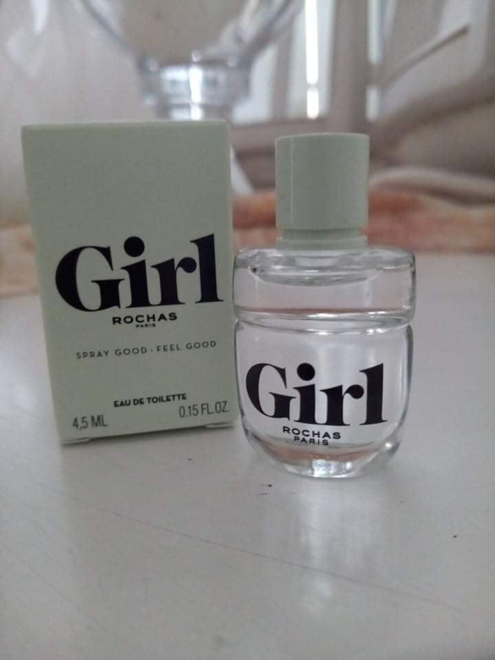 miniature parfum Rochas 