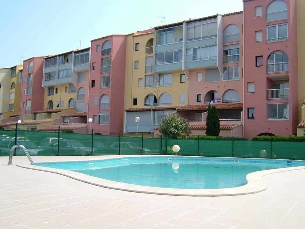   Cap d'Agde  T2 cabine loggia 6couchages Clim PARKING Piscine Languedoc-Roussillon, Le Cap D Agde (34300)