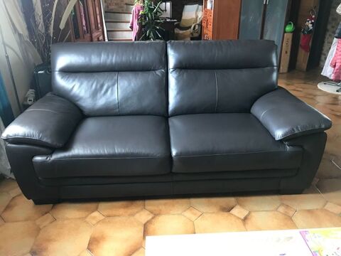 Canap 3 places en cuir noir trs bon tat 677 Tremblay-en-France (93)