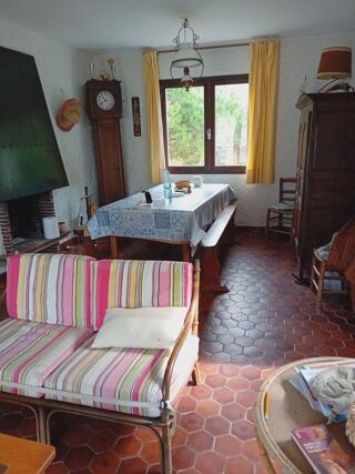  Villa  vendre 8 pices 190 m