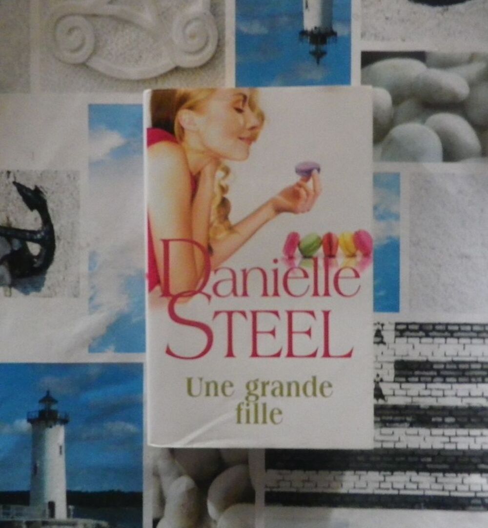 UNE GRANDE FILLE de Danielle STEEL France Loisirs Livres et BD