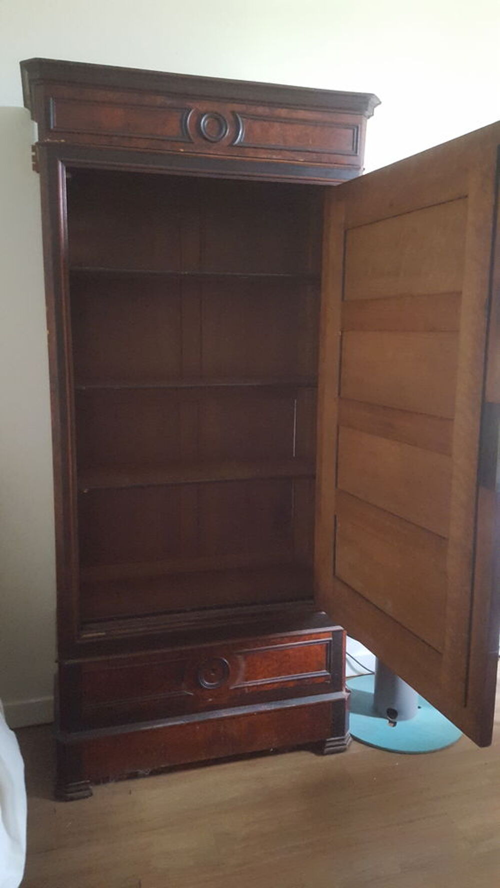 Armoire bonneti&egrave;re Meubles
