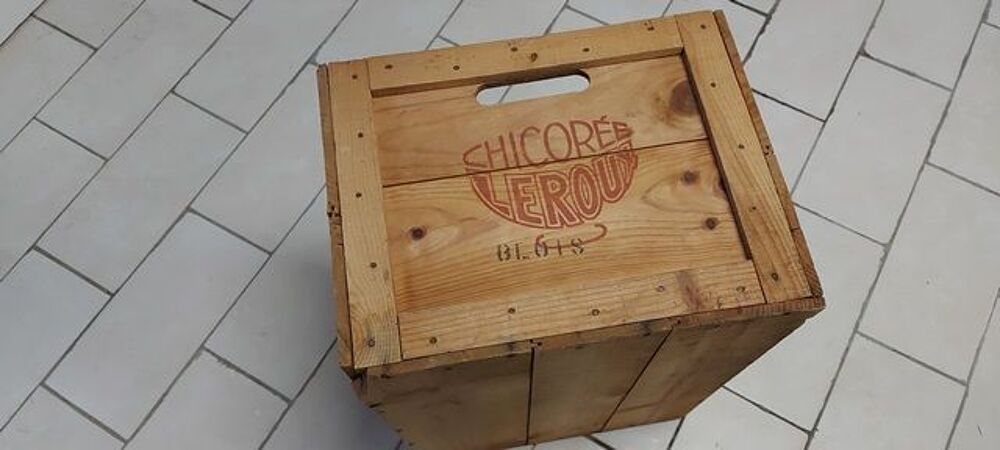 Caisse en Bois Vintage CHICOR&Eacute;E LEROUX des ann&eacute;es 50/60 Décoration