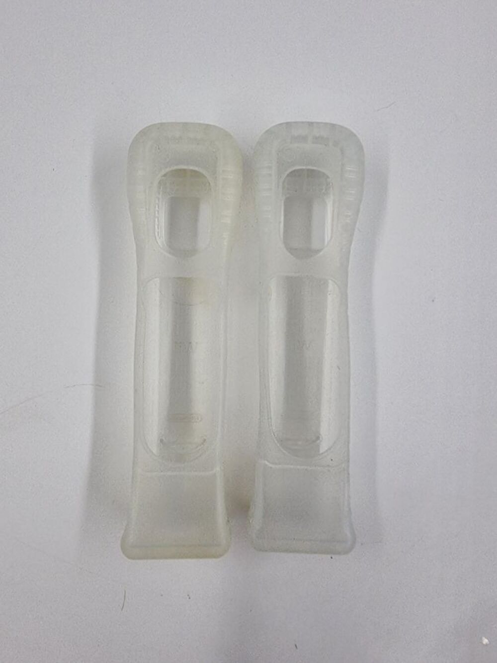 Lot d'accessoires Nintendo Wii de 2 protections de manette Consoles et jeux vidéos