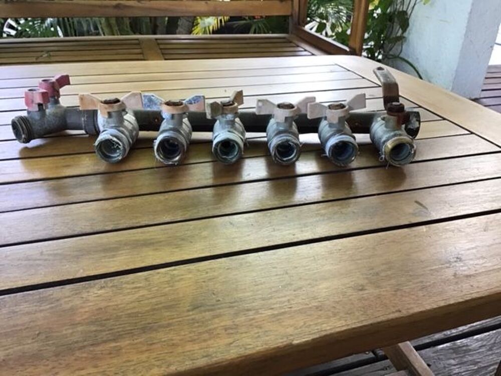 collecteur laiton multi vannes Jardin