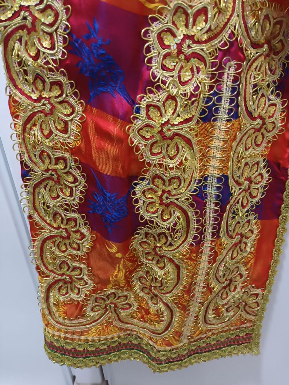 Robe Kabyle moderne crois&eacute;e + lfoudha + Ceinture Vêtements