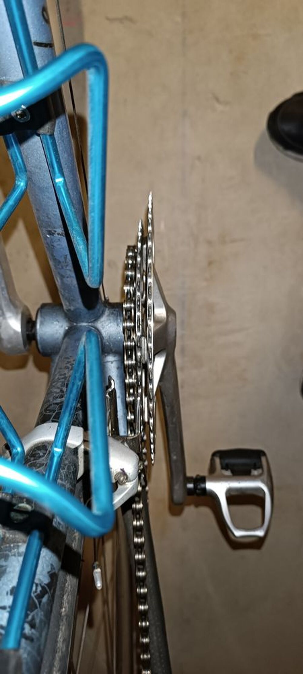 VELO COURSE VITUS 787 FUTURAL TRES BEL ET BON ETAT Sports