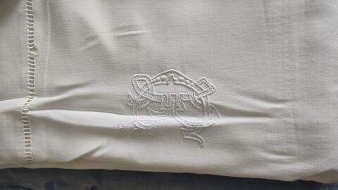 DRAPS ANCIENS 20 Le Plessis-Bouchard (95)