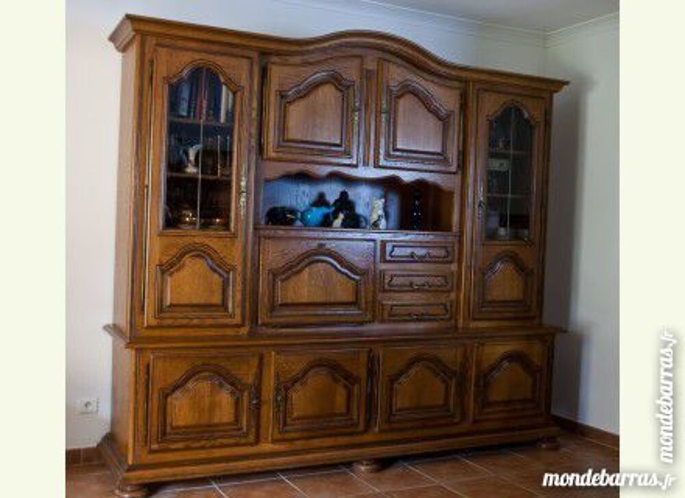 grand buffet vaisselier ch&ecirc;ne massif Meubles