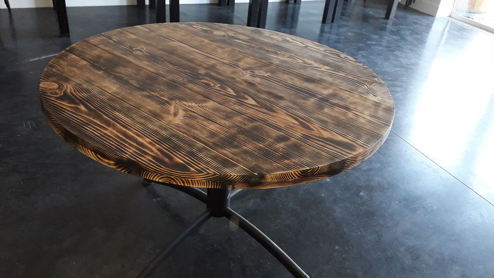 TABLE RONDE Meubles