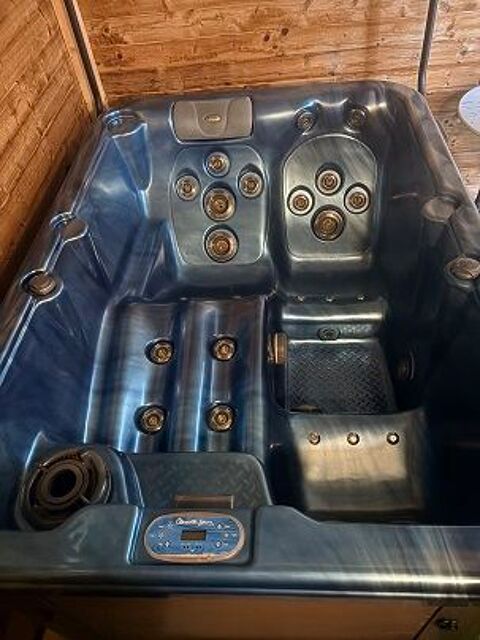 Spa Clearwater 3 places ? �tat neuf ? Valeur 11 000 � Nice (06)