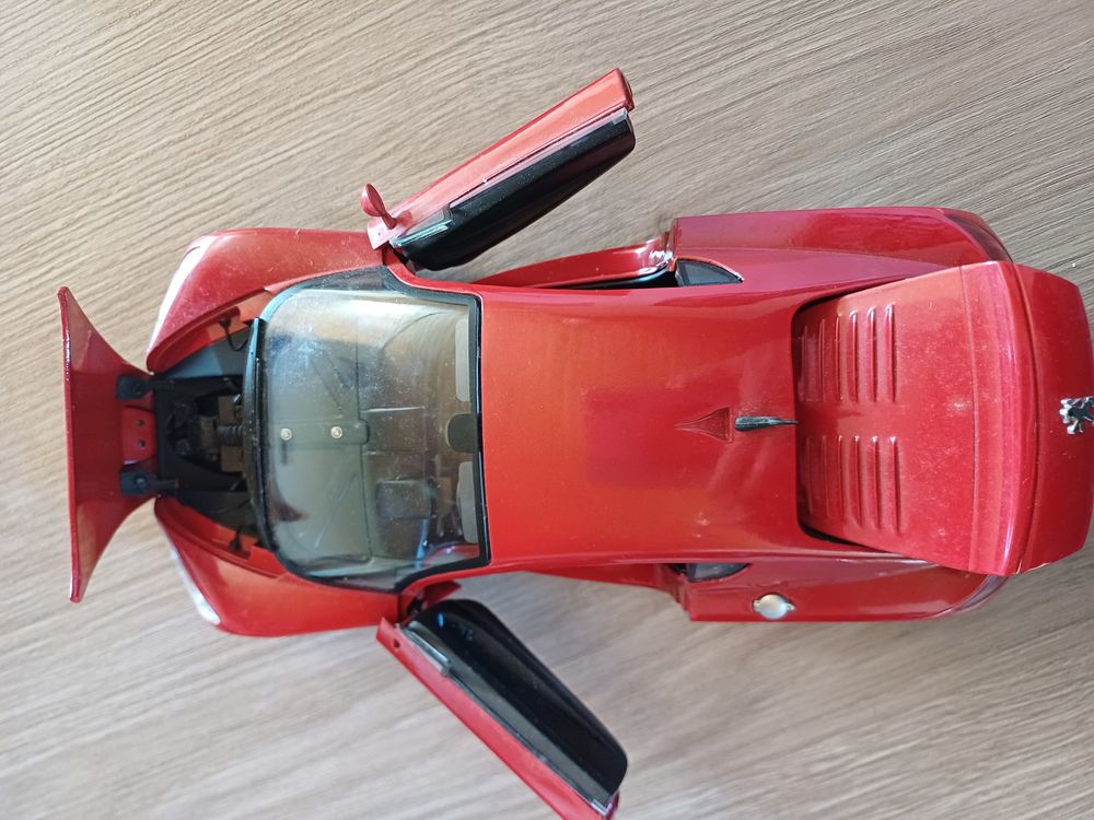 Peugeot RC marque Solido 1/18eme en metal 