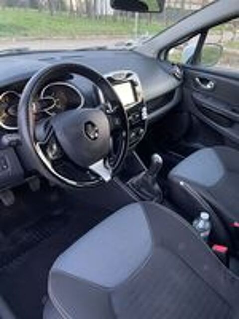 Clio IV Estate Clio Estate IV TCe 90 Energy eco2 Intens 2015 occasion 30100 Al&egrave;s