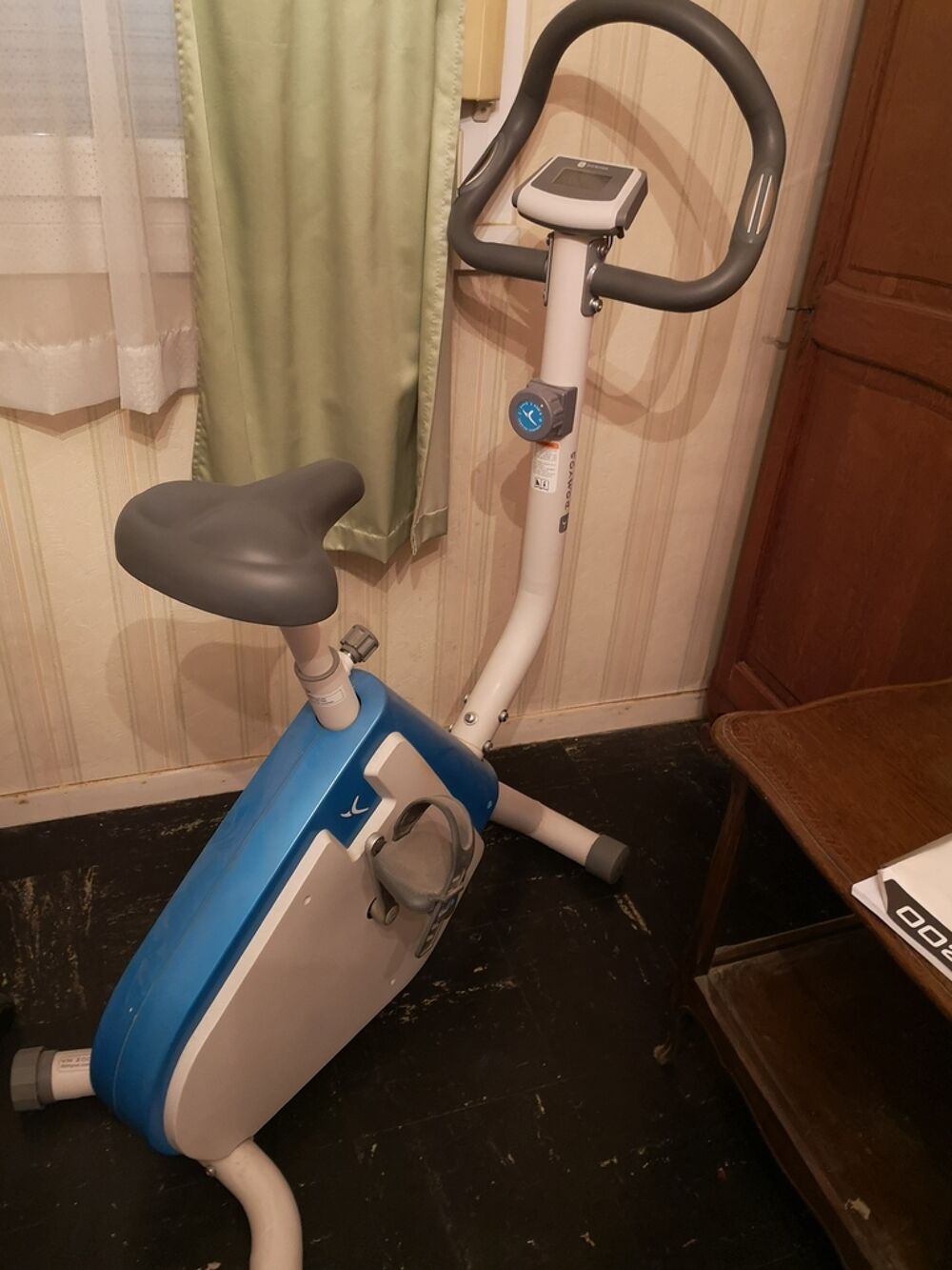 V&eacute;lo d'Appartement Confortable Bleu et Gris Sports