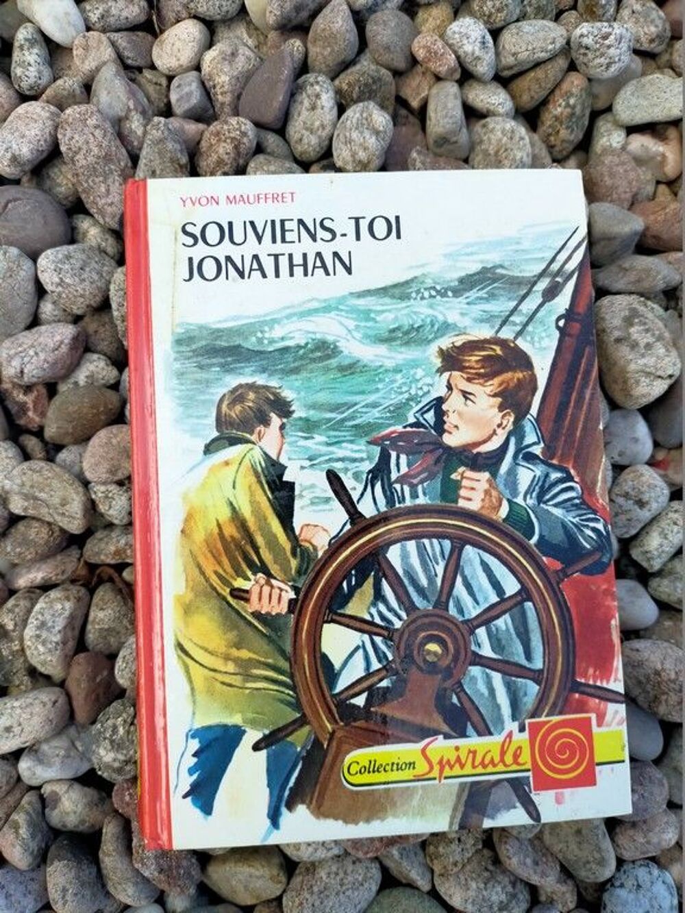 Tr&egrave;s anciens livres enfants collection SPIRALE 
Livres et BD