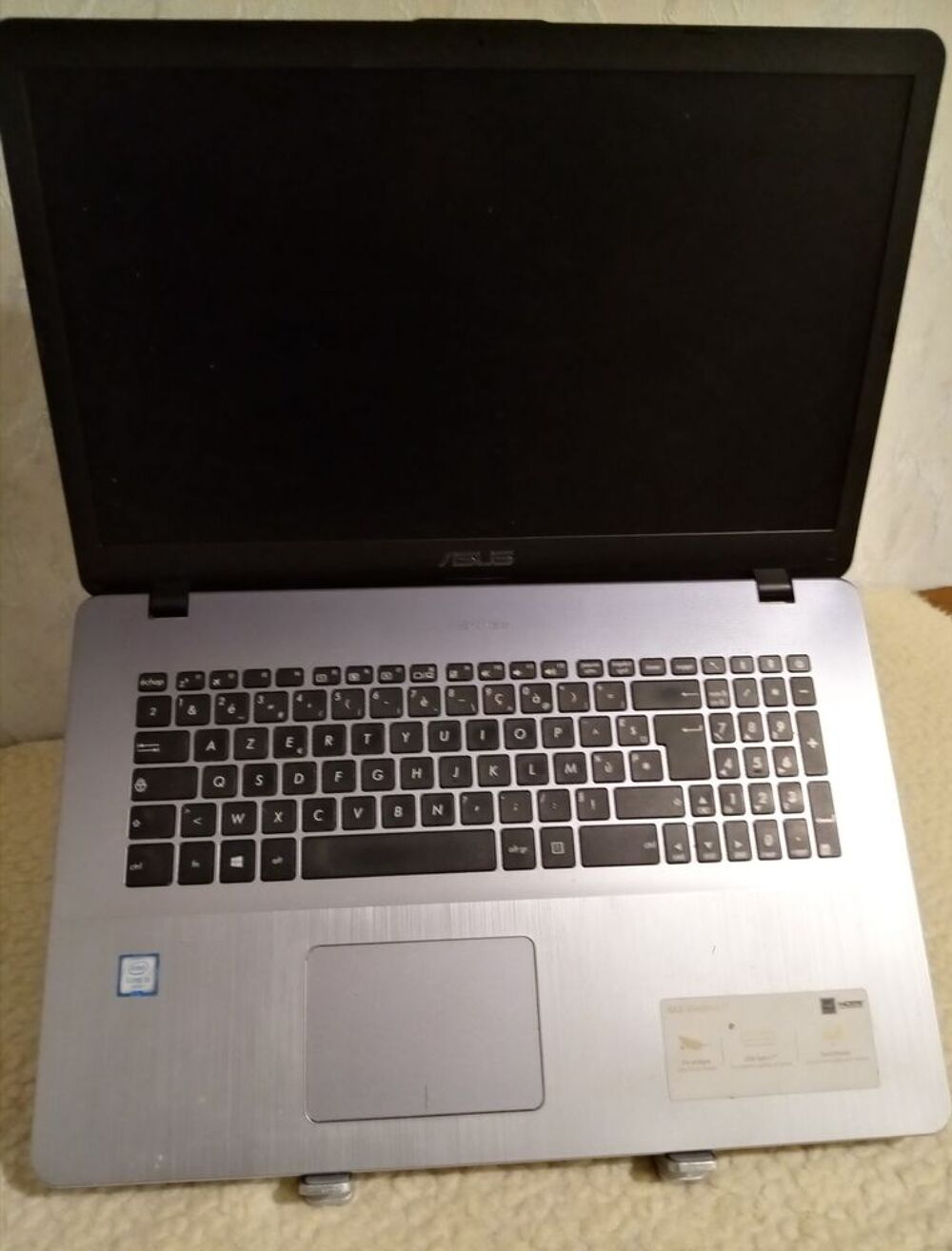 Support r&eacute;glable pour ordinateur portable, 
Matériel informatique