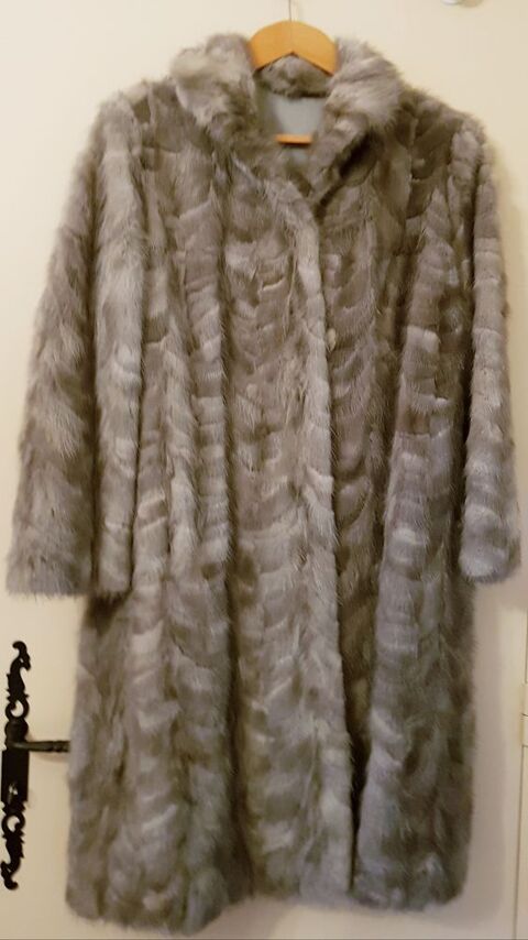 Manteau en pattes de vison gris 850 Marignane (13)