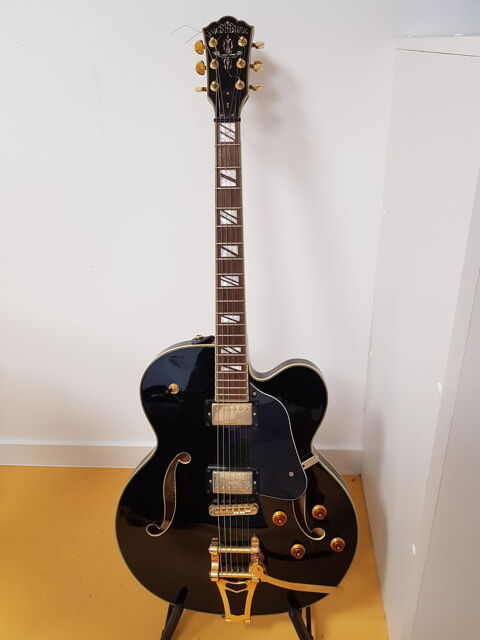 Guitare 400 La Roche-sur-Yon (85)