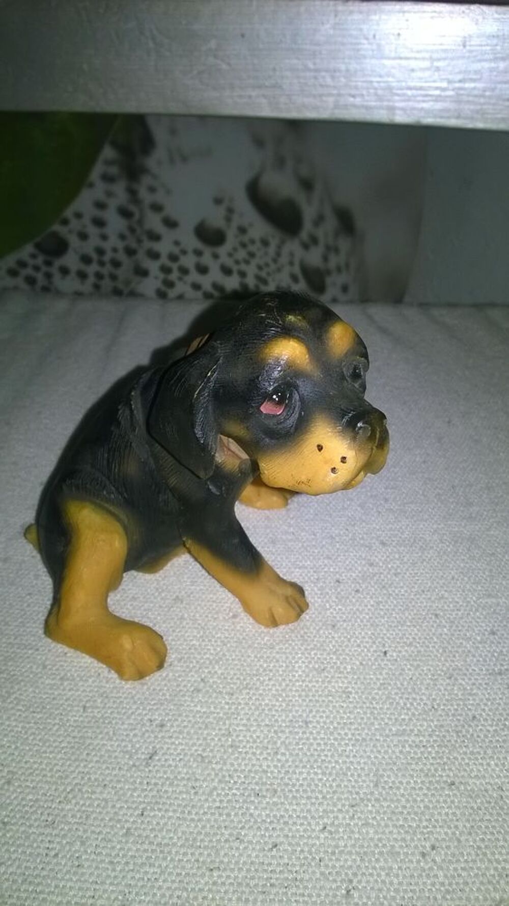 Statue B&eacute;b&eacute; 
Chien Beauceron
Neuf
10 cm de haut
8 cm de l Décoration