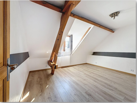  Maison � louer 5 pi�ces 134 m� La fert�-saint-aubin