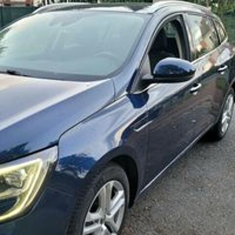 Megane IV M&eacute;gane IV Berline Blue dCi 115 - 20 Business 2021 occasion 95130 Franconville