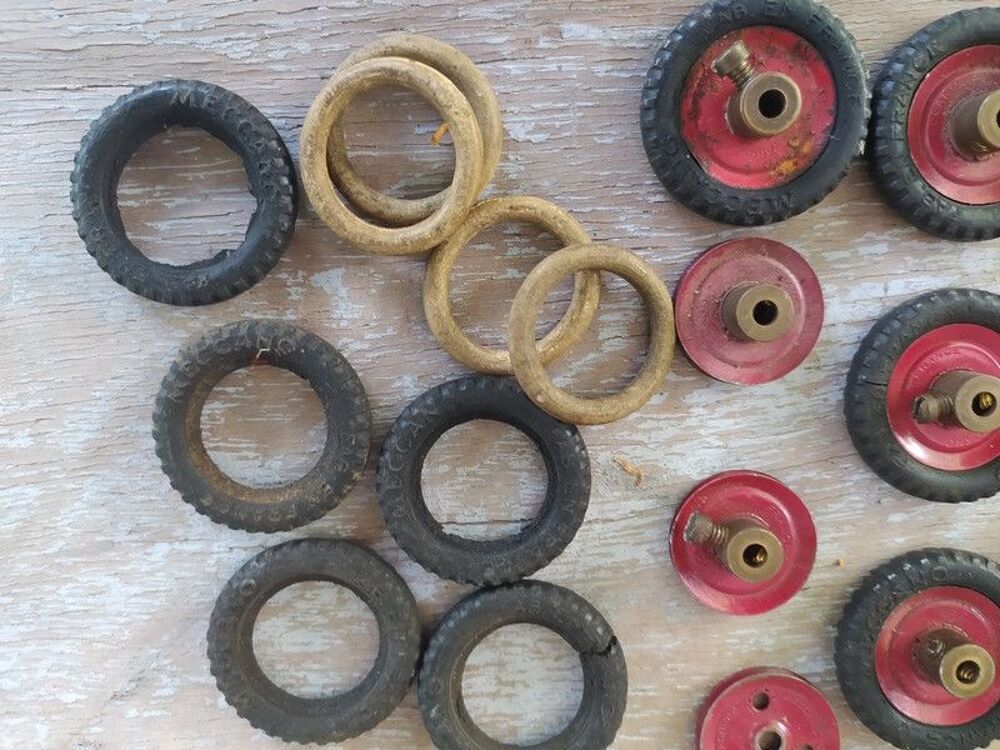 Ancien Jeu Meccano Pi&egrave;ces Accessoires Roues M&eacute;tal Lot 02 