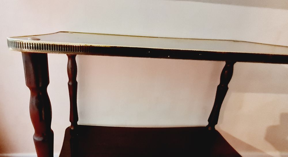 DESSERTE, TABLE ROULANTE D'APPOINT A DEUX PLATEAUX Meubles