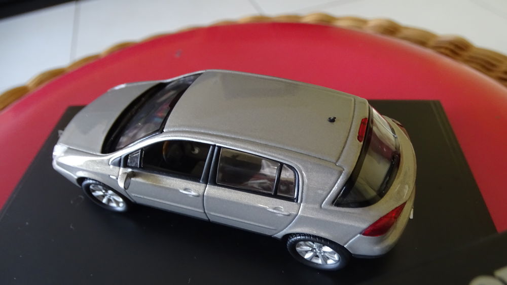 S38 Miniature RENAULT VELSATIS PROTOTYPE B 73 ?WDA Edition Jeux / jouets