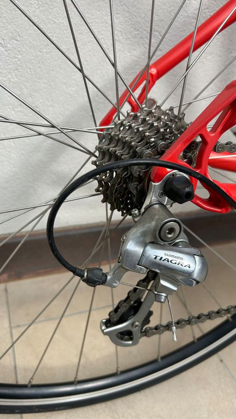 V&eacute;lo de course femme quasi neuf Vélos