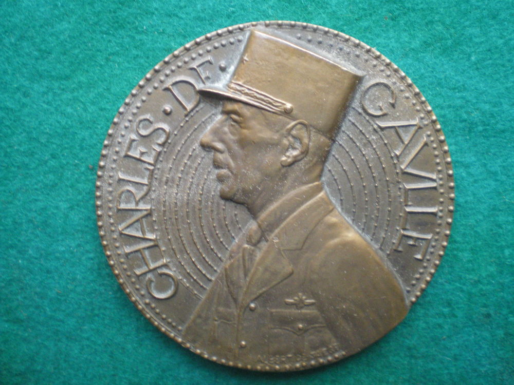 M&eacute;daille Ch. de Gaulle - Pr&eacute;sident Gouvernement Provisoire. 