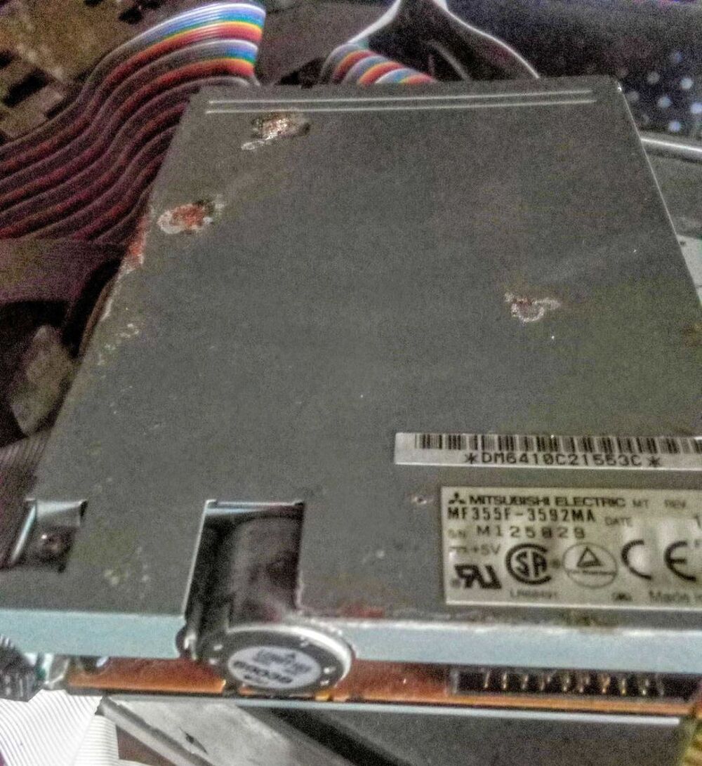 lecteur disquette mac 20broches PPC a d&eacute;poussi&eacute;rer Matériel informatique