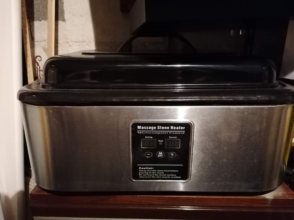 four &agrave; pierres chaudes pour massage Electroménager