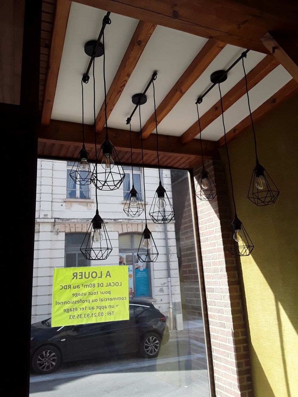Location Maison d un local commercial + appartement . Lumbres