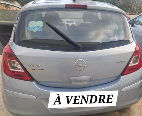 Opel corsa voiture