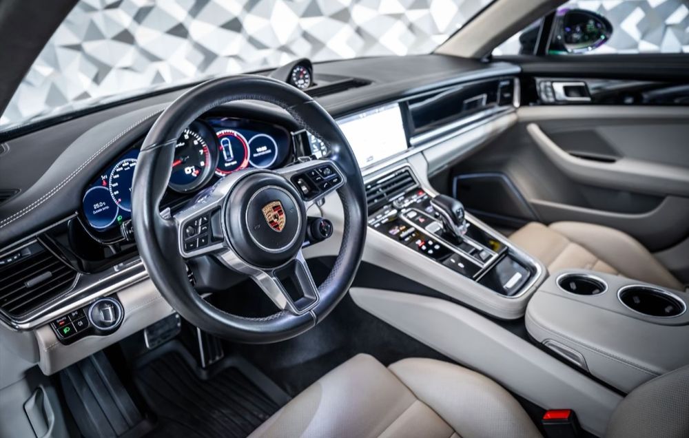 Panamera Turbo V8 4.0 550 PDK Executive 2017 occasion 20260 Calvi