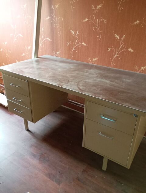 bureau m�tallique industriel STRAFOR 5 tiroirs ann�es 80 90 Saint-Dizier (52)
